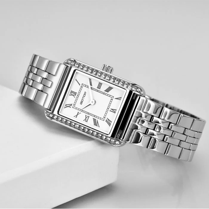 Square Retro Women's Watch Timelessly Elegant Luxuriously Crafted with a Vintage Charm