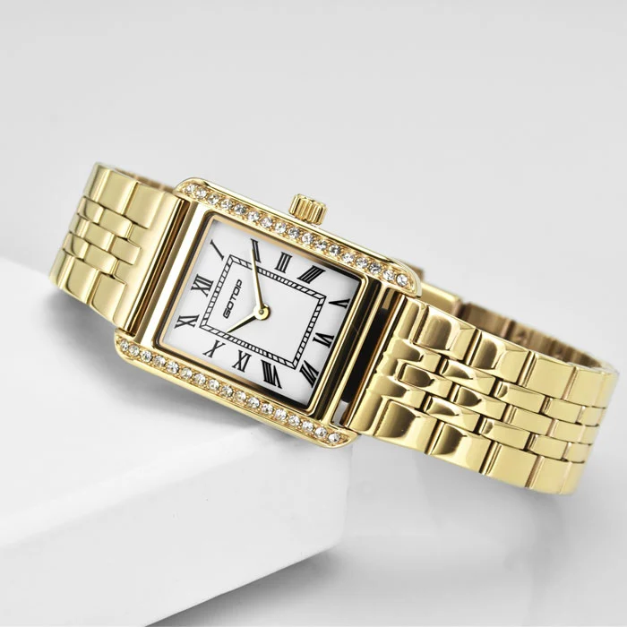 Square Retro Women's Watch Timelessly Elegant Luxuriously Crafted with a Vintage Charm