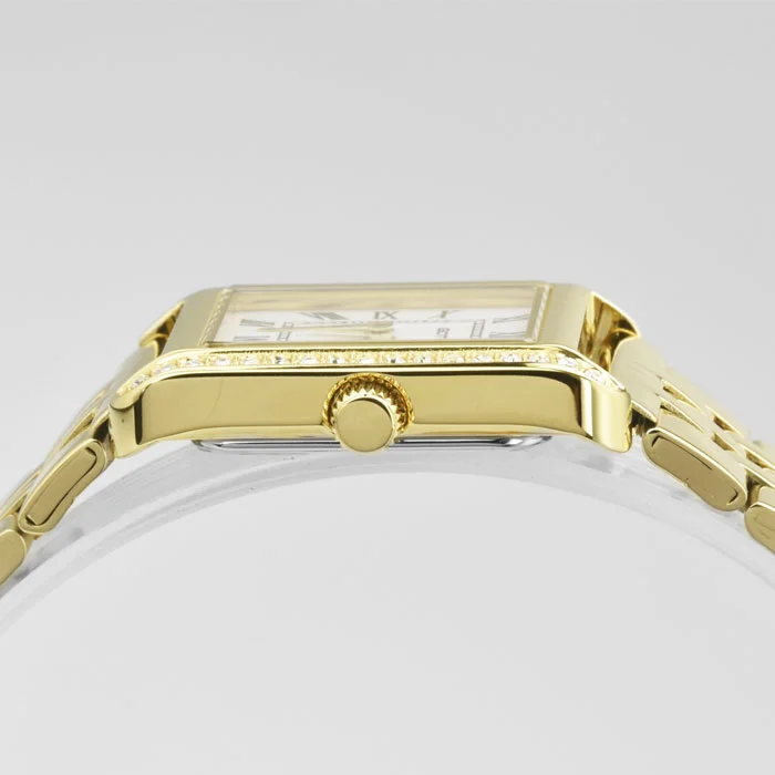 Square Retro Women's Watch Timelessly Elegant Luxuriously Crafted with a Vintage Charm