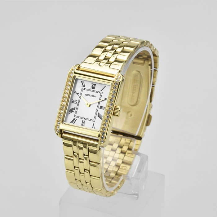 Square Retro Women's Watch Timelessly Elegant Luxuriously Crafted with a Vintage Charm